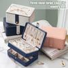 3-слойная шкатулка для драгоценностей, большой вместительный органайзер для хранения из искусственной кожи, чехол с крестообразным рисунком и вешалками для ожерелья, съемное отделение