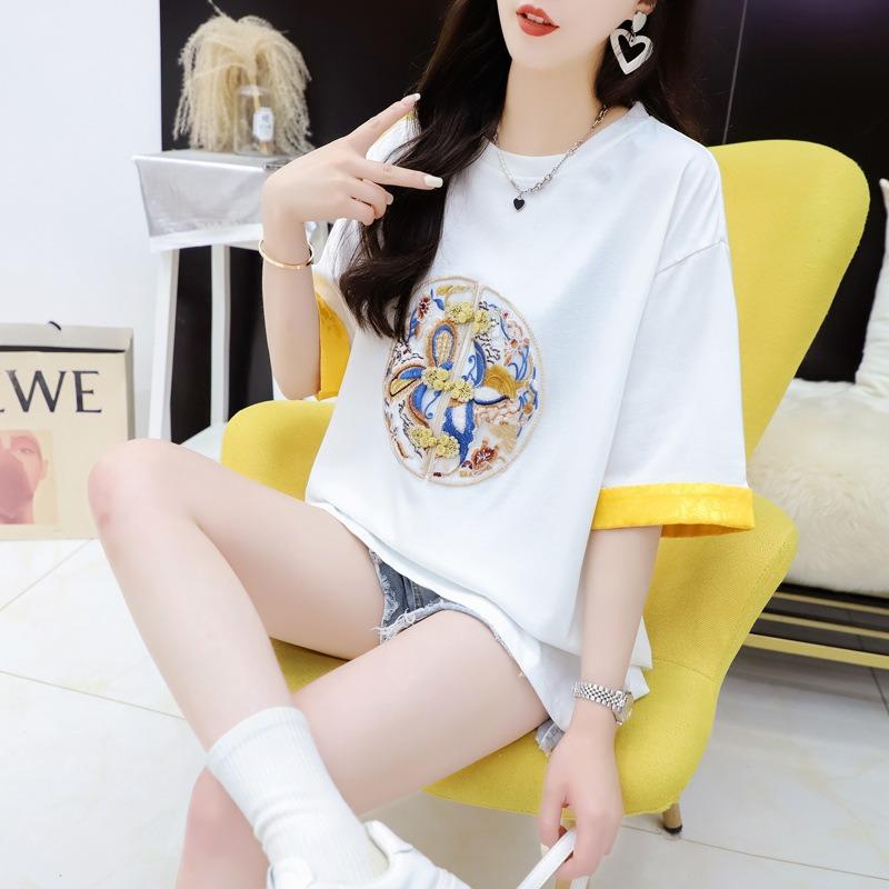 Женская свободная футболка большого размера средней длины с коротким рукавом и жаккардовой вышивкой, летняя