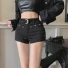 Женские узкие прямые черные повседневные шорты с высокой талией и заклепками - летние джинсы-скинни в американском стиле
