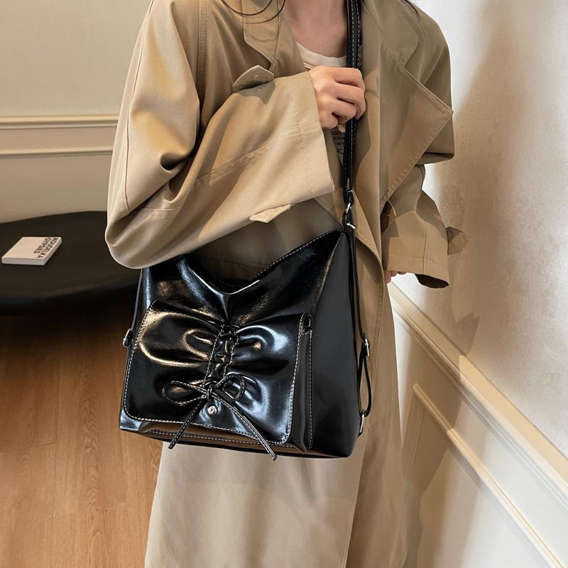 Сумка для поездок на работу Большая вместительная сумка через плечо Женский рюкзак Мягкая кожаная сумка-тоут Сумка через плечо