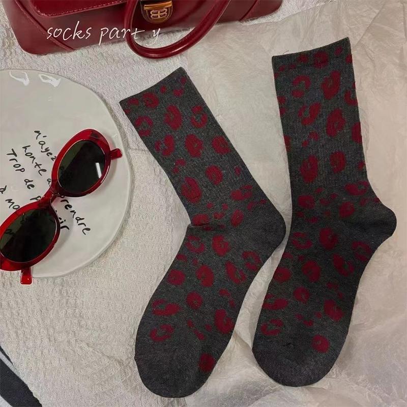 1 пара женских носков с леопардовым принтом, носки средней длины на все времена, новые носки с высокой талией, модные носки средней длины, женские носки