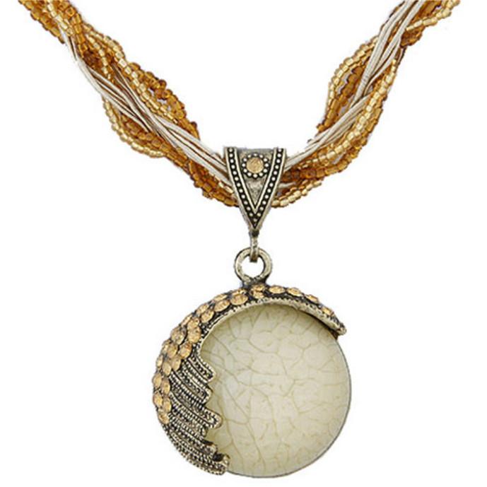 Богемское многослойное ожерелье из разноцветных драгоценных камней и бусин с уникальной подвеской