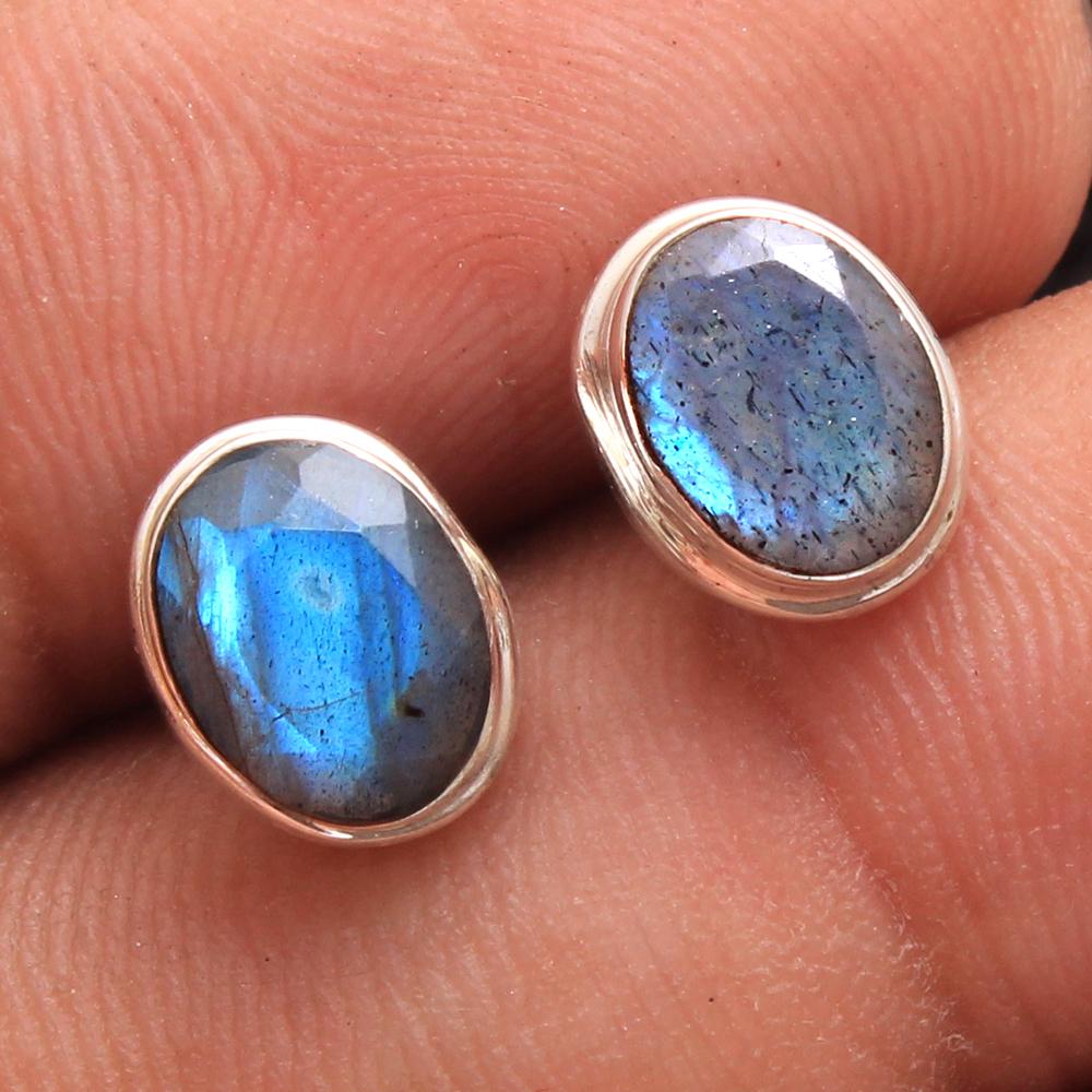 Серебряные серьги-гвоздики ручной работы из серебра 925 пробы с драгоценным камнем гранатом и перидотом из лунного камня лабрадорита