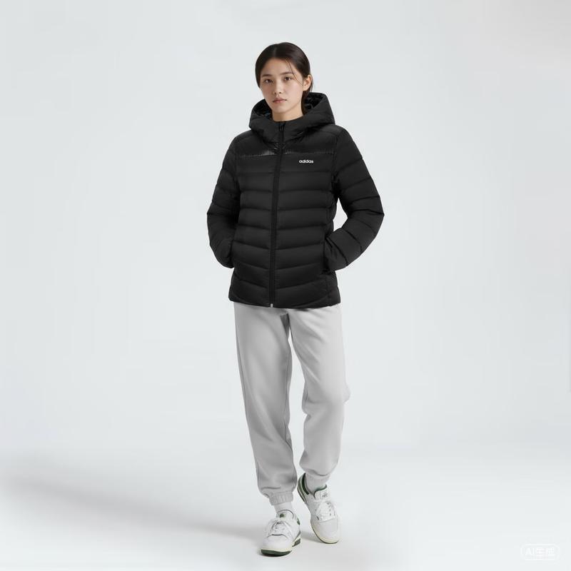 adidas Женская зимняя пуховая куртка с капюшоном