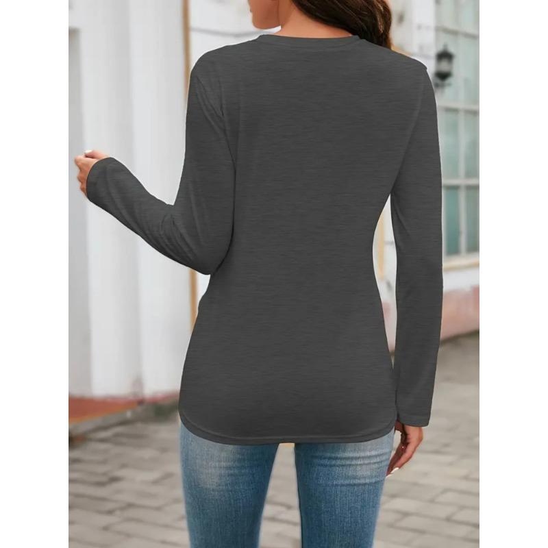 Adorable Feline Graphic Tee, Perfect for Women, Suitable for Casual Outings, Vacations, Featuring Long Sleeves And a Round Neckline