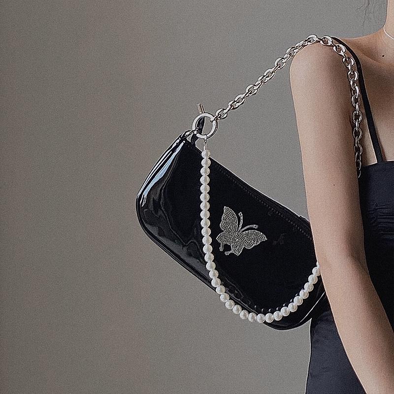 Designer Underarm Bag Summer New PU Butterfly Pattern Pearl Chain Glossy Lacquer Leather One Shoulder Crossbody Bag