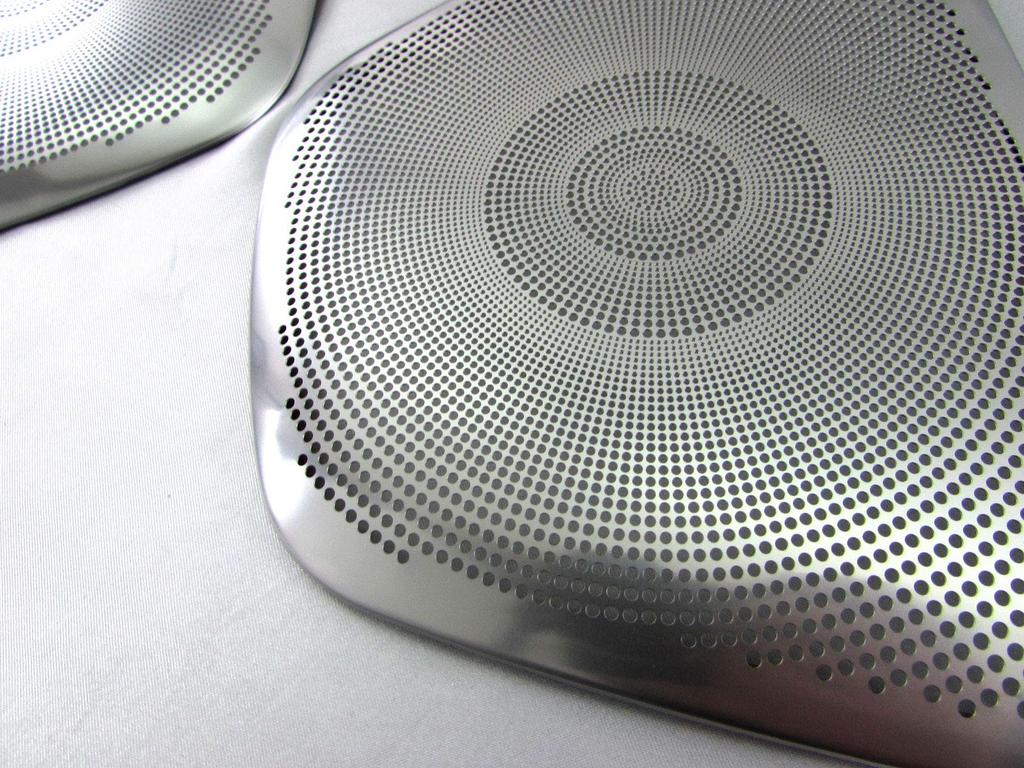 BRIGHTZ W246 Нержавеющая сталь Дверные динамики Сатиновый серебристый Панели B-класса, 4 штуки, [SPEAKER-079], B180/B250