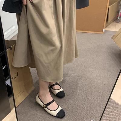 Французский вечерний бриз одинарные туфли женские 2025 весна и осень новые черные с юбкой фея стиль мягкая кожа пряжка туфли Мэри Джейн