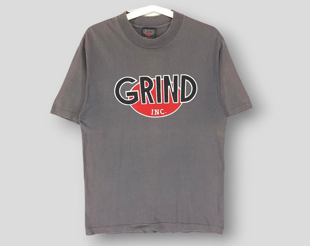 Vintage 90s Grind inc logo T-Shirt skateboard streetwear casual outfit single stitch skate tee grey Medium
