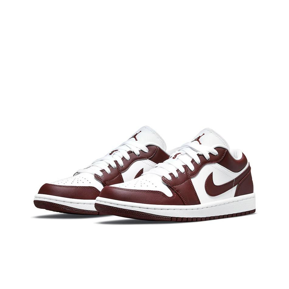 Женские кроссовки Air Jordan 1 Low Bronze Eclipse коричнево-белые DC0774-116