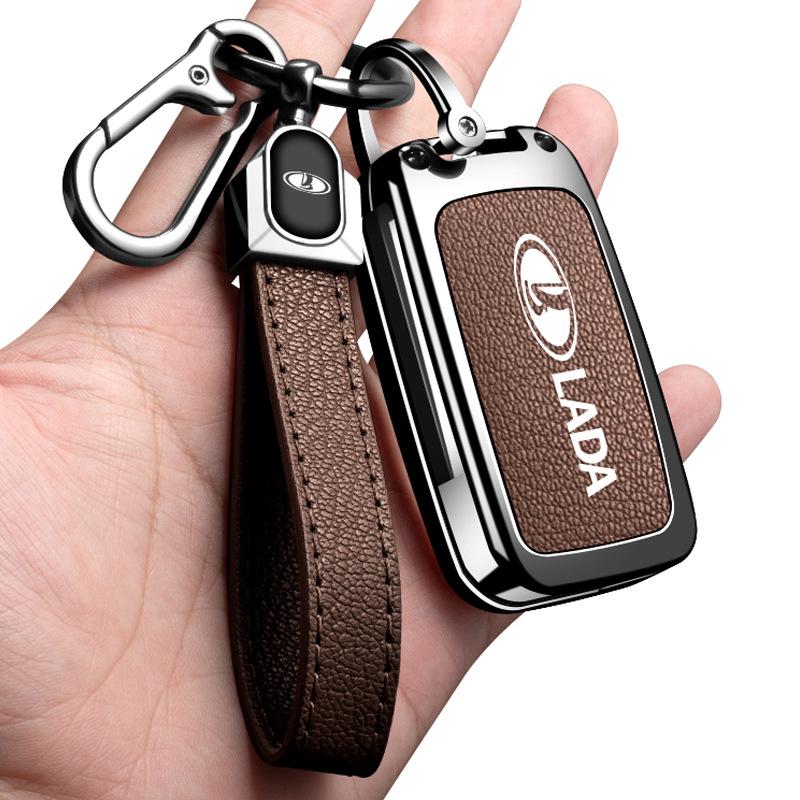 Совместимо с чехлами для ключей Lada: Подходит для Granta, Vesta, Ragnasi X-ray и пряжек в металлическом корпусе.