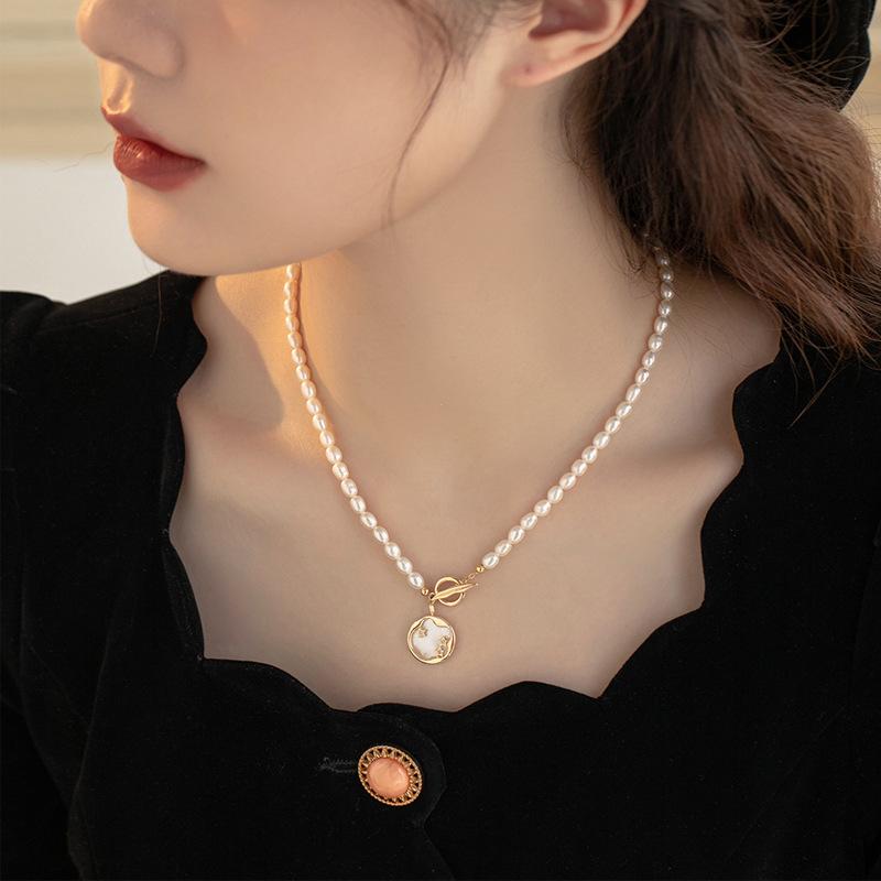Freshwater Pearl Necklace Women'S Copper Micro-Inlaid Shell Starry Sky Design Sense Ot Buckle Collarbone Chain Rice Grain Pearl Pendant Neck Chain