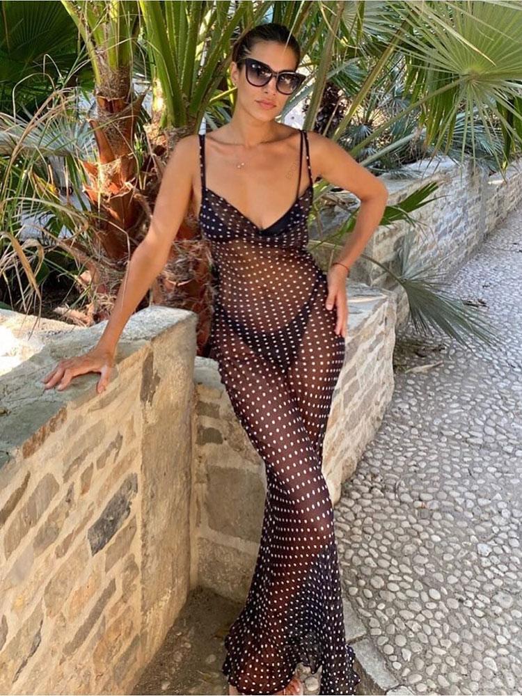 EDOLYNSA 2024 Черное модное сексуальное прозрачное платье в горошек на тонких бретельках, пляжное платье макси, женское летнее вечернее платье-комбинация, купальник, прикрытие