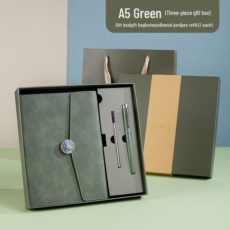 Подарочный набор из трехслойного блокнота формата А5 с индивидуальной гравировкой