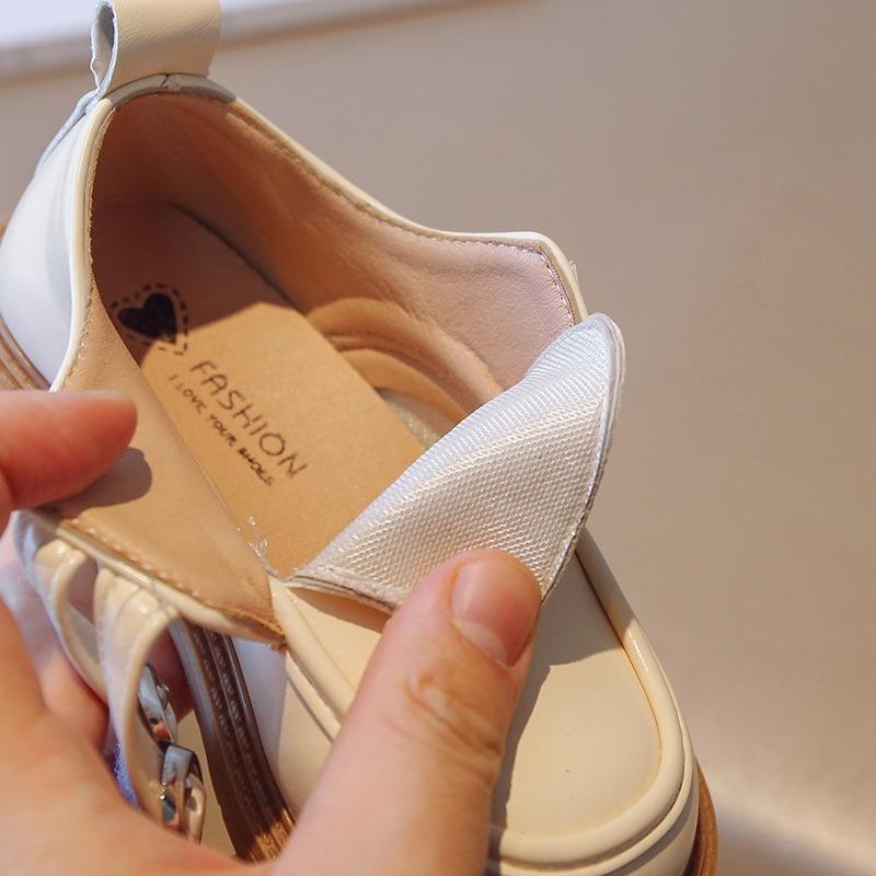 Модная женская обувь 2025 осень Новые лоферы в британском стиле Повседневная женская обувь Простая и универсальная обувь на плоской подошве Ретро Нескользящая обувь для девочек
