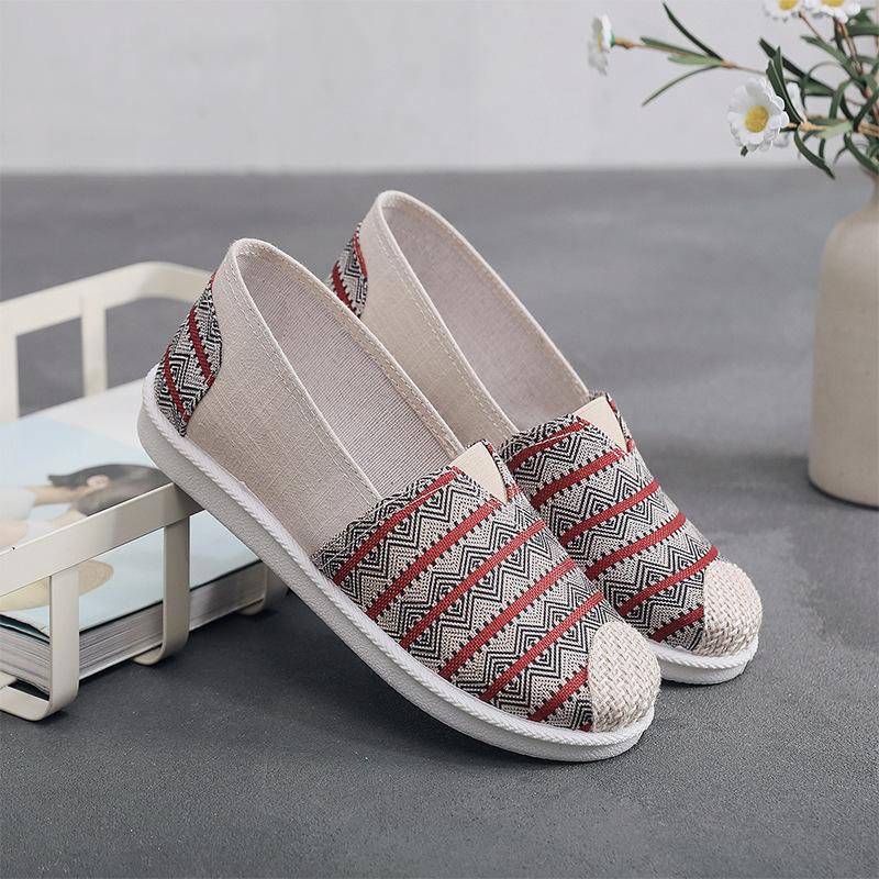 One Pedal Lazy Fisherman Shoes Women's Summer Old Beijing Cloth Shoes Middle-aged and Elderly Mother Flat Canvas Casual Shoes