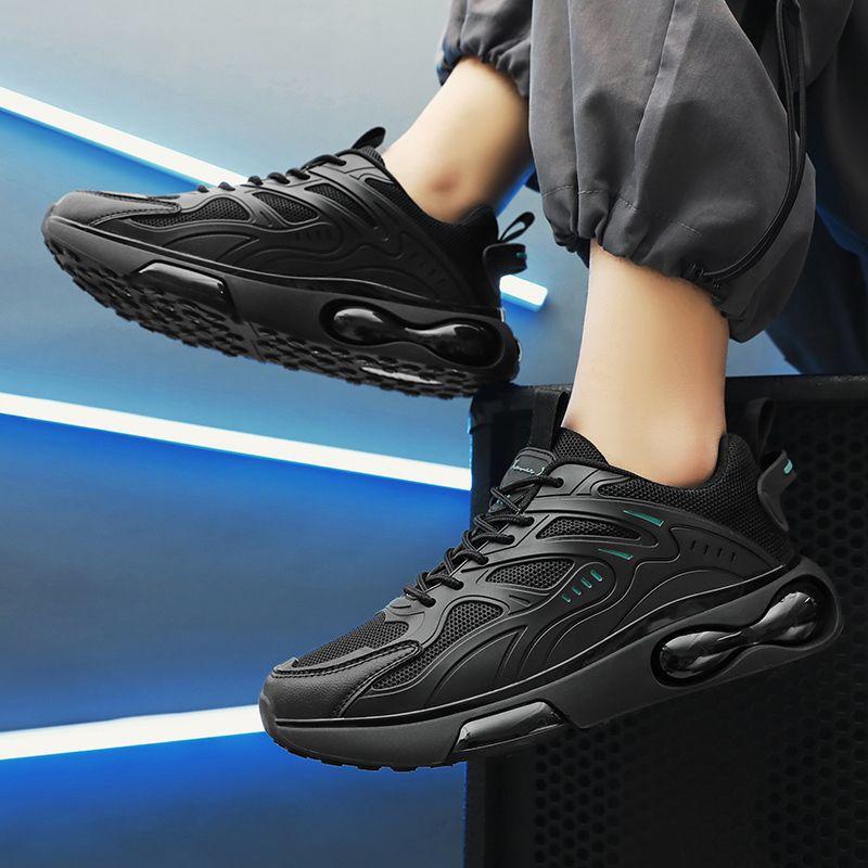 Black Fashion Leisure Sneakers for Men in Spring and AutumnTeenagers Mesh Breathable Anti-skid Climax Enhancing Daddy Shoes