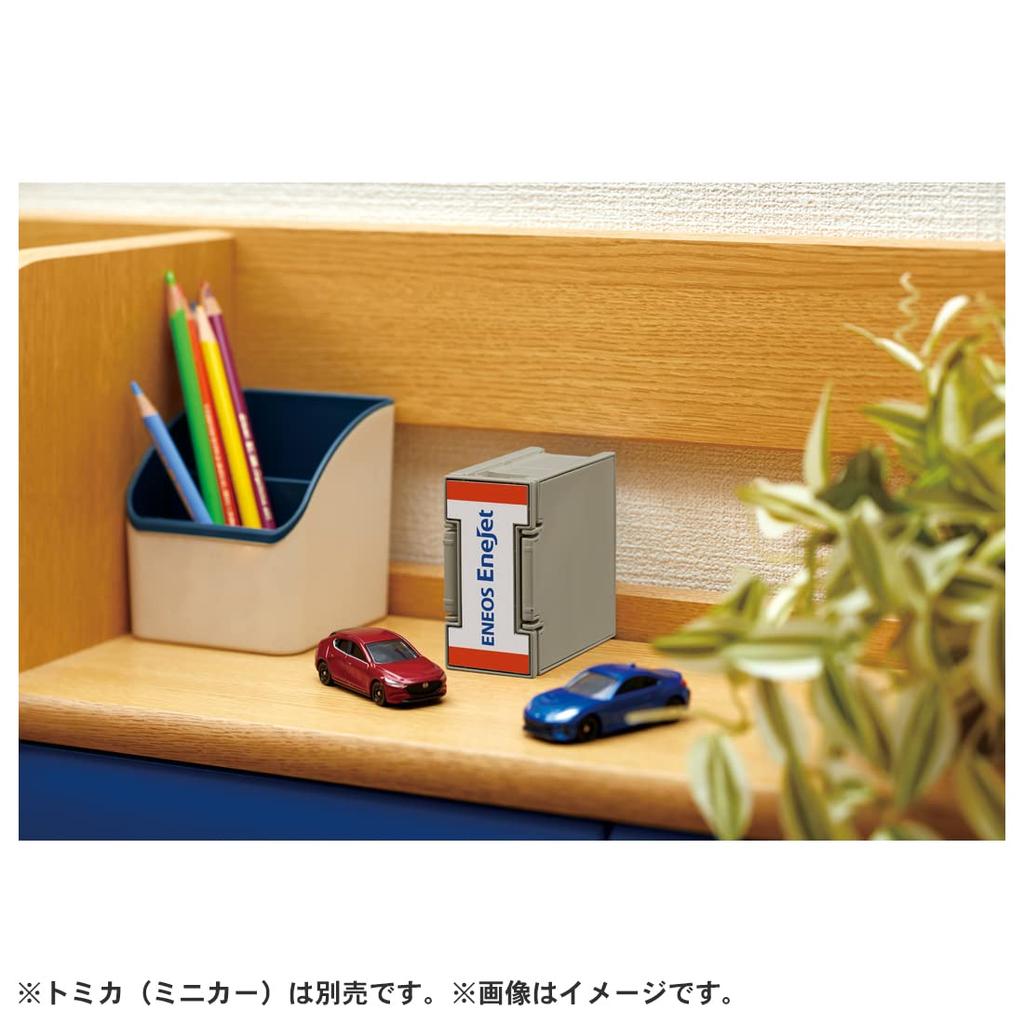 TAKARA TOMY Tomica Town Car Wash ENEOS Mini Car Toy Игрушка для детей от 3 лет и старше Соответствует стандартам безопасности игрушек Сертификация ST Mark TOMICA "Tomica Drive-Thru