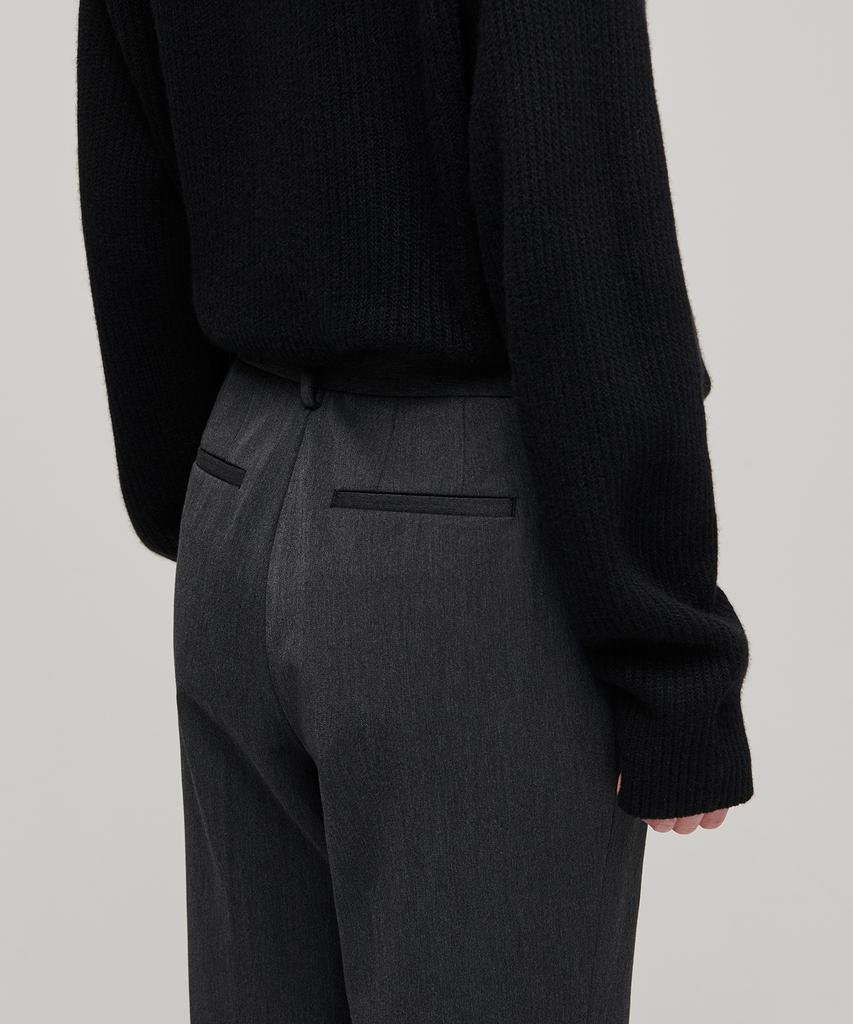 MUSINSA STANDARD WOMAN Женские свободные зауженные брюки из плотного флиса с скрытой эластичной талией [Угольно-серый]