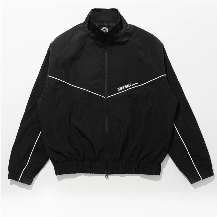 Ветронепродуваемая повседневная куртка с принтованным логотипом от корейской женской группы