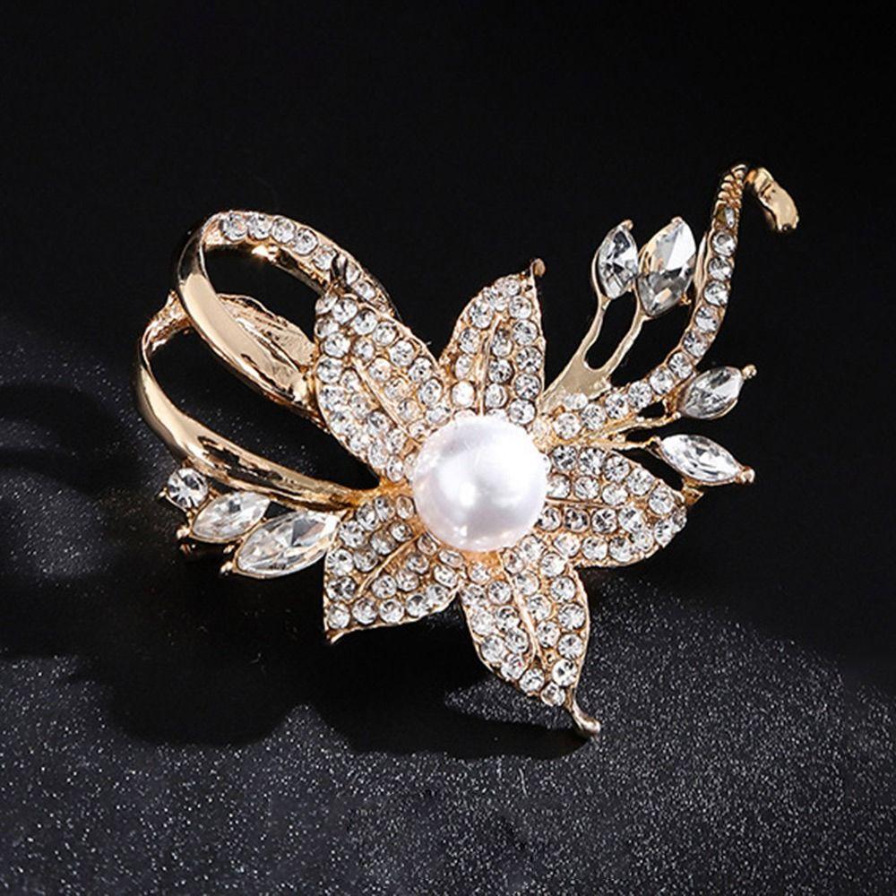 Jewelry Gifts Lapel Pins Flowers Badge Sweater Brooch Elegant Brooch Pins Women