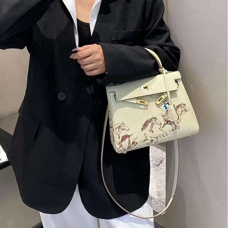 2026 новая кожаная женская сумка первого слоя коровья кожа того мягкая кожа Пегас coated duck bag трансграничная оптовая торговля