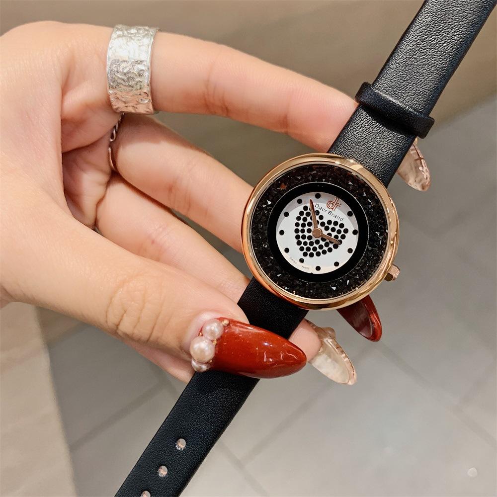 Новые женские часы Ins Fashion Quicksand женские кварцевые часы Heart-shaped Diamond Водонепроницаемые женские часы с ремешком