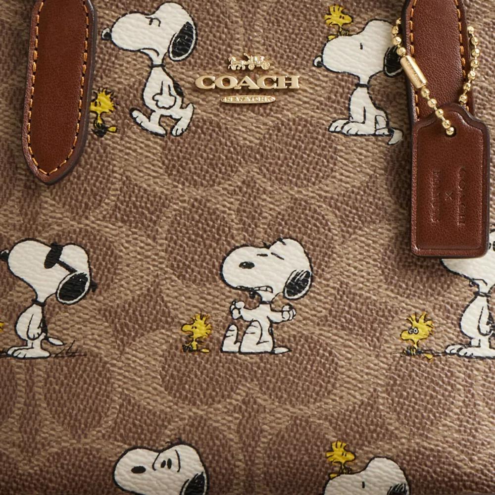 Coach CBS83-IMY3O X Peanuts City Mini Tote Bag Snoopy Print