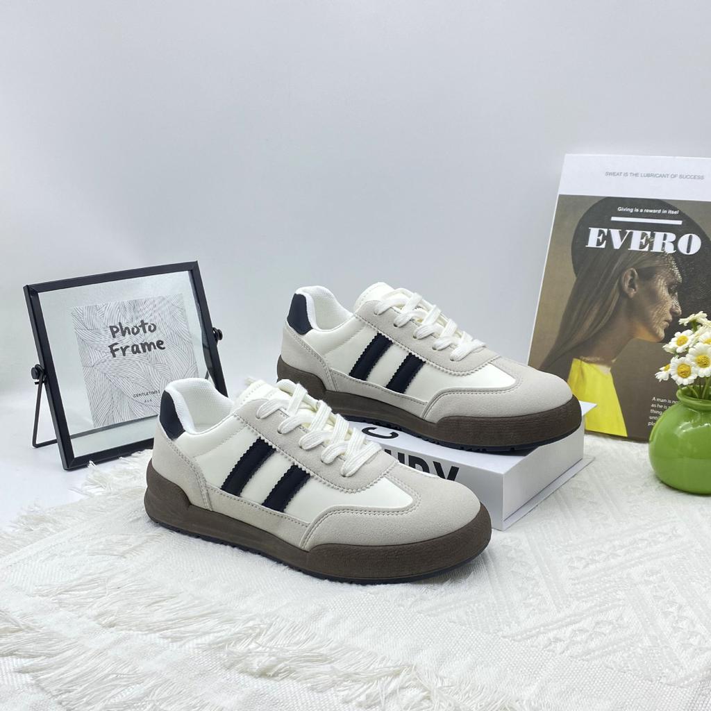 Retro Versatile German Training Shoes Women's 2025 Spring and Autumn New Popular Chic Shoes Women's Shoes Casual Girls Sports Board Shoes