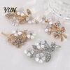 Women Brooch Pin Rhinestone Flower Pin, Bling Floral Lapel Coats Jewelry for Women, Coat Shirt Sweater Dress Decorative Accessory Badge