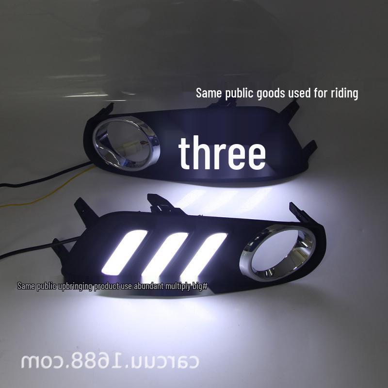 2012-2015 Nissan Tiida Потоковые трехцветные дневные ходовые огни в стиле Mustang