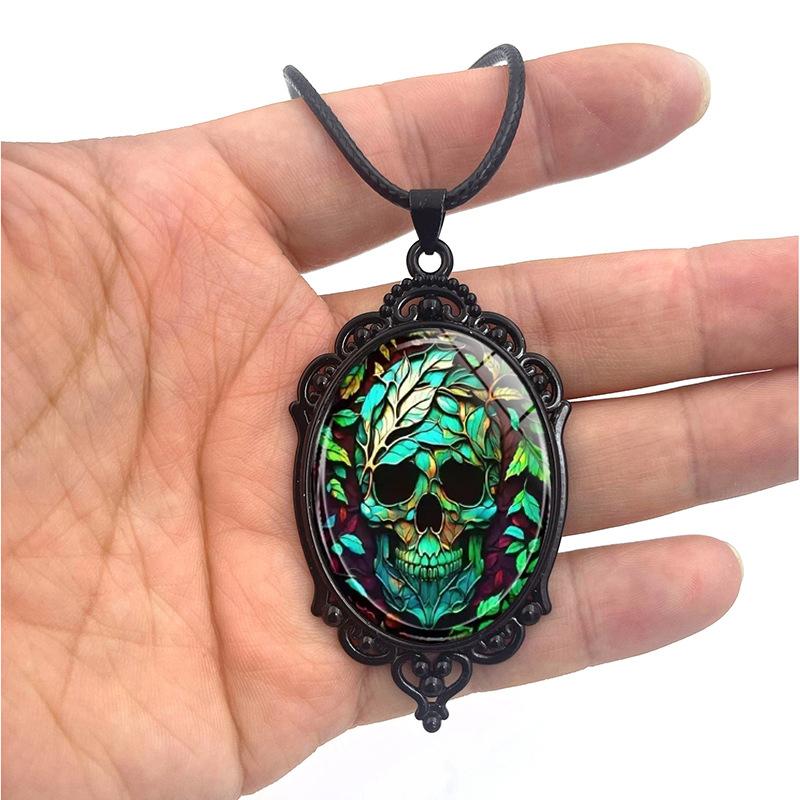 Green Skull Pattern Oval Women's Jewelry Fashion Retro Pendant Necklace