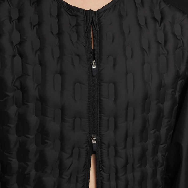 Nike Jackets Women's Black Crew Neck Moderate Other DQ6710-010