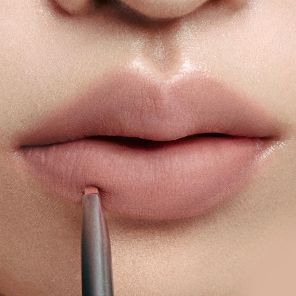 TWO SLASH FOUR Sculpt Lip Shaper 0.36g