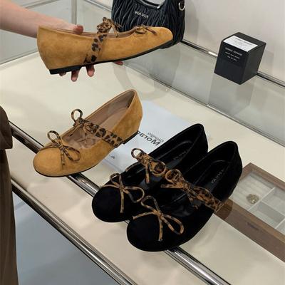 Ретро одинарная обувь женская замшевая с круглым носком, с неглубоким вырезом, леопардовым принтом и бантом, со скрытой платформой, туфли Мэри Джейн, балетки