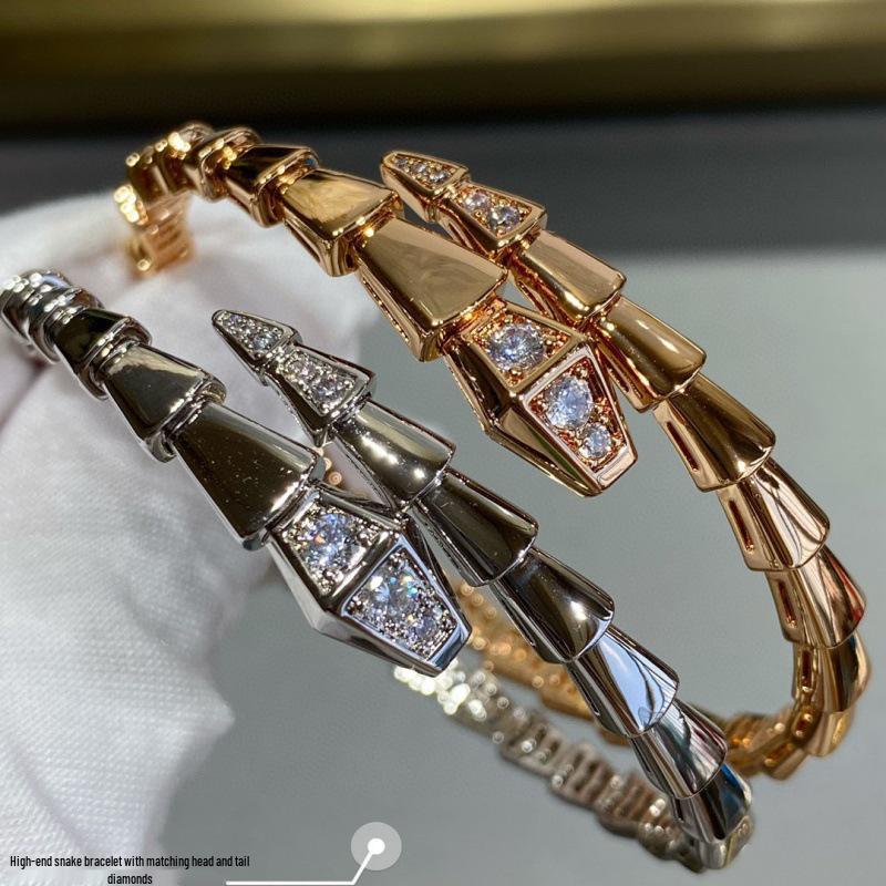 18k Rose Gold Snake Jewelry Bracelet with Diamond-Set Head and Tail