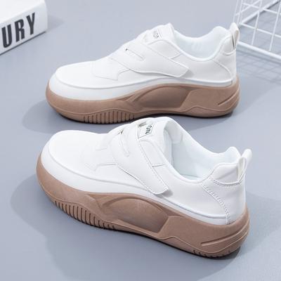 Модная повседневная обувь для женщин 2024 года, новые весенние кроссовки для женщин, маленькие белые туфли, кроссовки на толстой подошве
