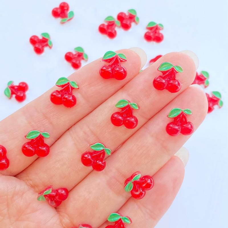 50 шт. Милые Мини Фрукты Красная Вишня Дизайнерские Шармы из Смолы для Маникюра DIY Поделки для Ногтей 3D Украшения Бижутерия
