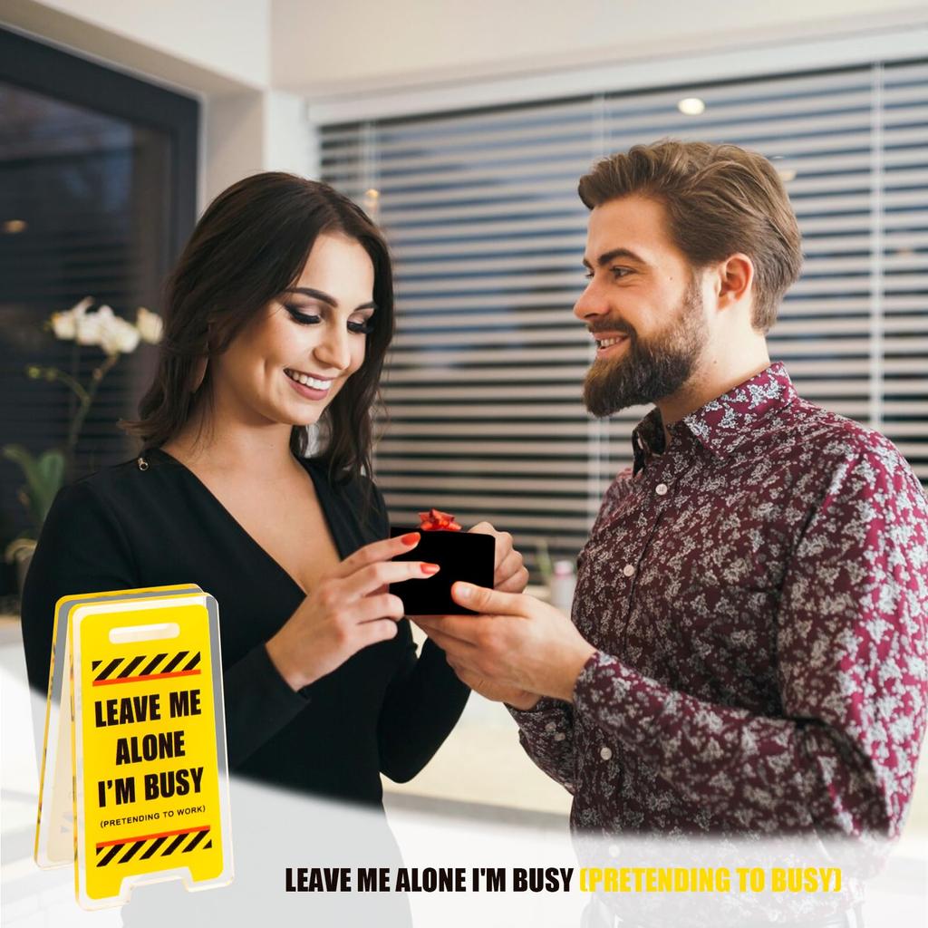 Акриловая настольная табличка «Оставьте меня в покое, я занят» Юмористическая предупреждающая табличка на офисный стол Подарок унисекс для коллег Универсальный декор комнаты