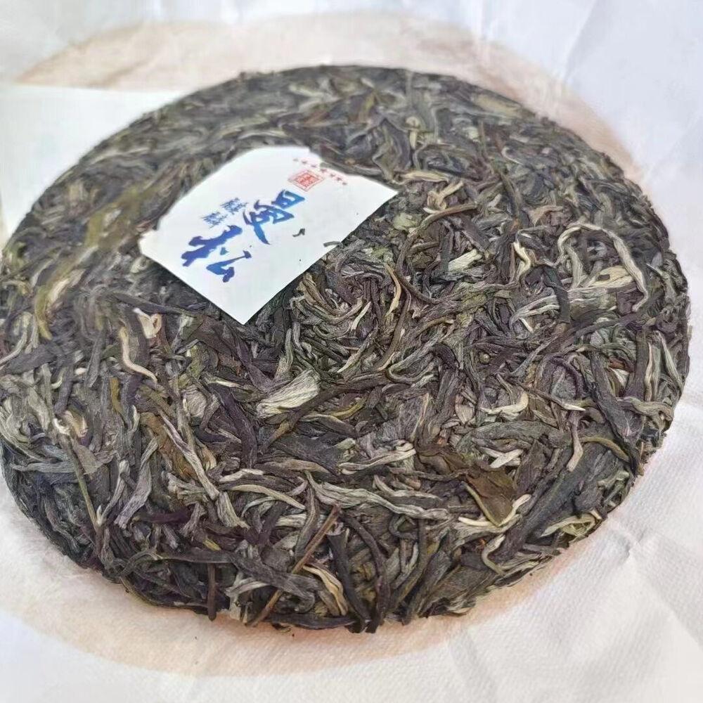 357г Юньнаньский сырой чай пуэр 2023 года Man Song Kylin Sheng Pu'er Tea Cake Чай Пуэр