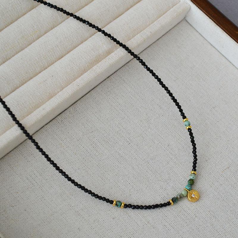 Французский нишевый дизайн, простое ретро литературное черное шпинельное бирюзовое круглое фирменное ожерелье со звездой на ключицу, цепочка для женщин