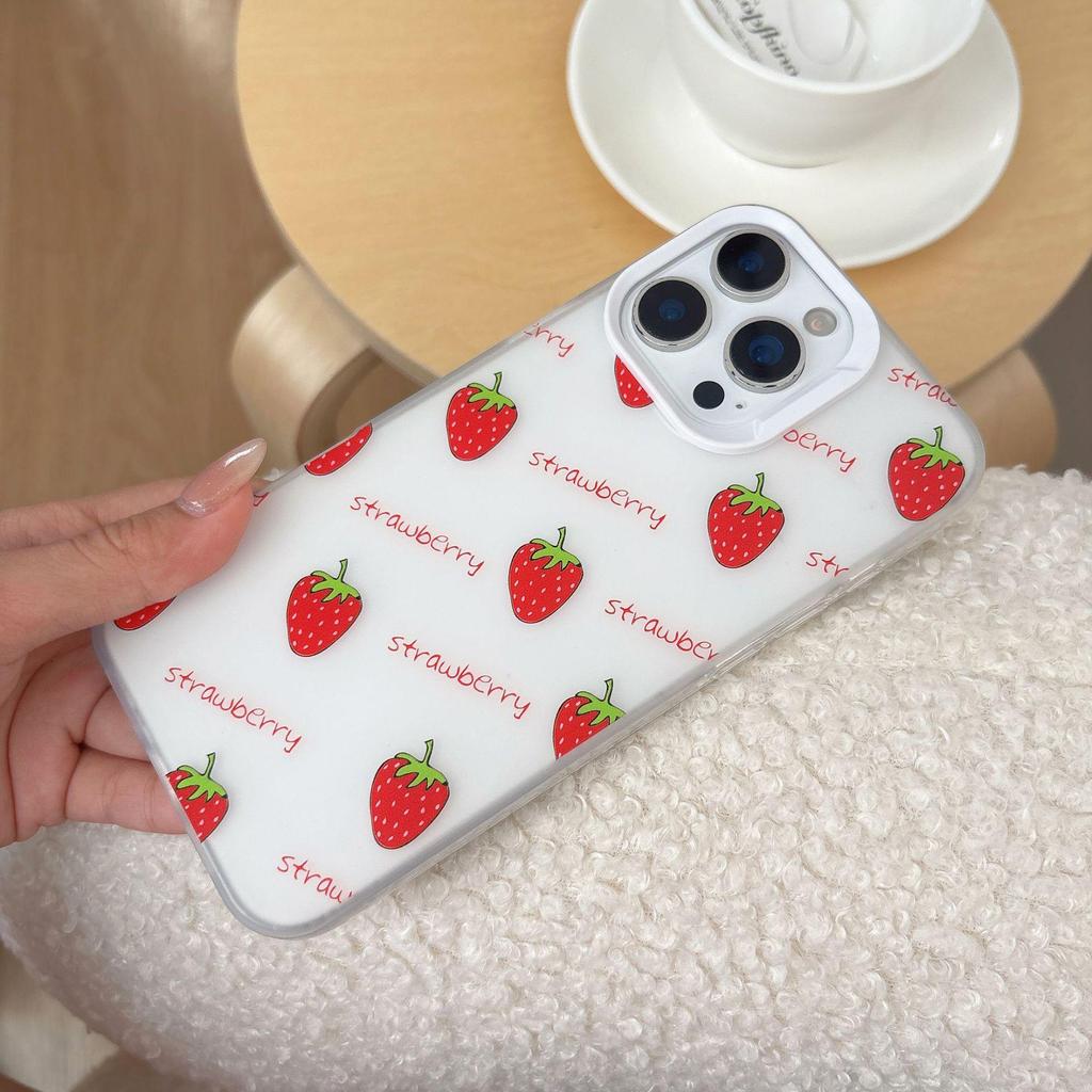 Чехол для iPhone с клубникой: Совместим с Apple 16 Pro Max, iPhone 15, 14/13 и 17P, имеет дизайн на весь экран.