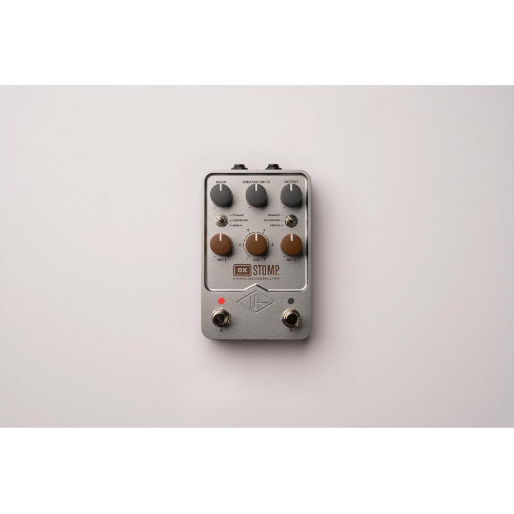 Universal Audio UAFX OX Stomp. Dynamic Speaker Emulator Compressor Pedal Effector