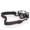 Универсальный ремень на шею и плечо для DSLR-камеры. Мягкий ремень на шею с быстросъемным креплением для DSLR-камеры.