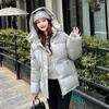 Женская короткая ветрозащитная теплая зимняя куртка со съемным капюшоном