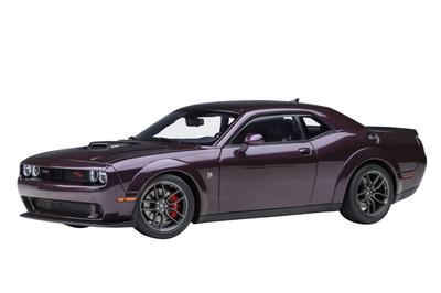 AUTOart Масштаб Dodge Challenger Scat Pack Widebody 2022 Фиолетовый Готовое изделие 1/18 R/T HELLRAISIN/Металлик