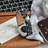 Дышащий кожаный ремешок для часов со стразами в виде звезд, прочный, не легко снимается, совместим с Apple Watch Series 1–11 / SE / Ultra 38-49 мм