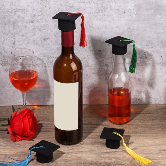 25 шт. мини-шапочек для выпускников, фетровая маленькая шляпа доктора с золотыми кисточками, крышка для бутылки, кекс