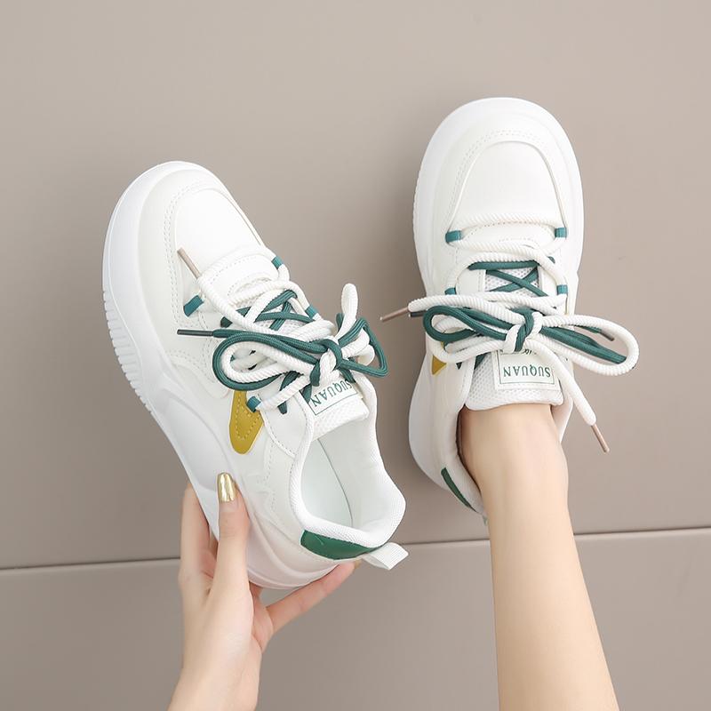 Fashionable and Comfortable Non-slip Sneakers Women's Spring Wide Fat Feet Outdoor Versatile Soft-soled Casual Trendy Shoes