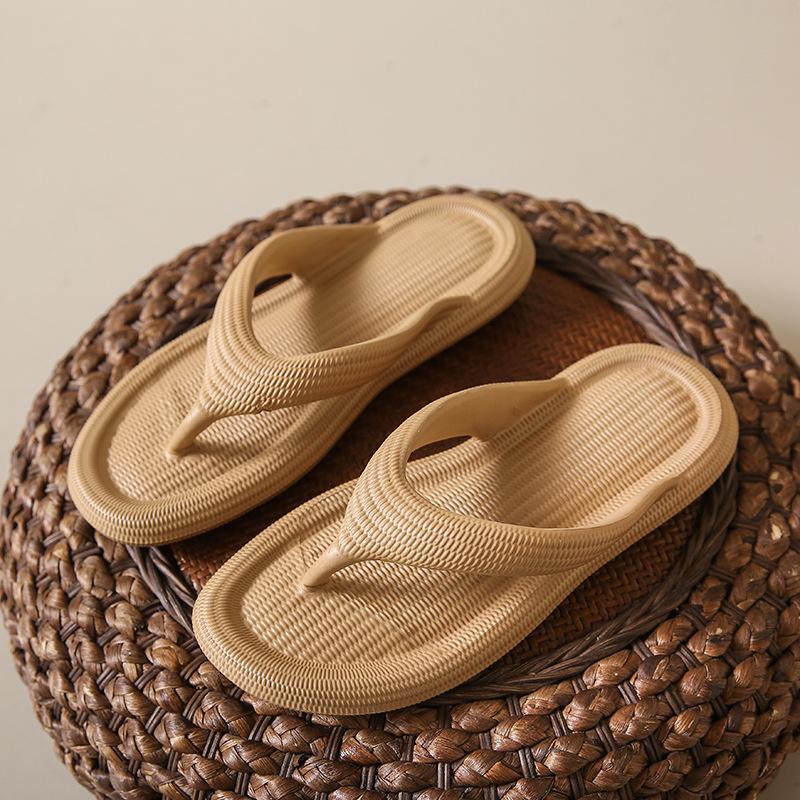 Женские мягкие шлепанцы из ЭВА – летние однотонные пляжные туфли с шипами